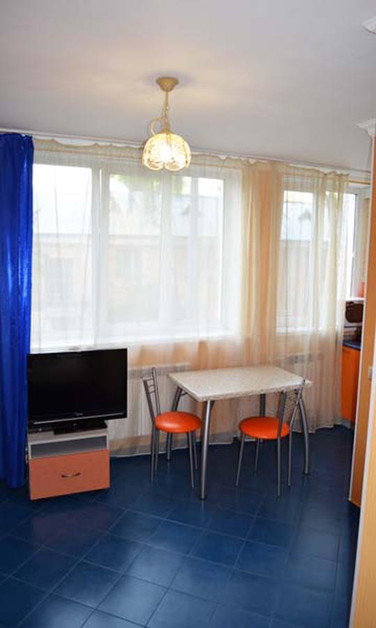Apartment Laboratorniy Per. 26 基輔 外观 照片